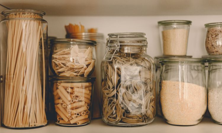 Storage of Raw & Cooked Food