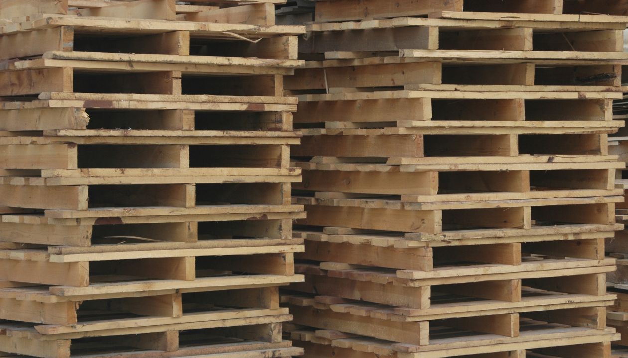 how to make money with pallets