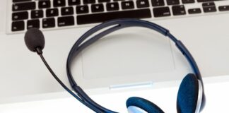 how to become a transcriptionist