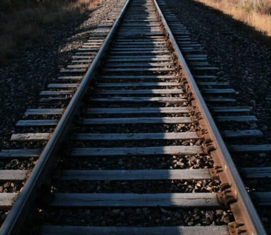 where to get free railroad ties near me
