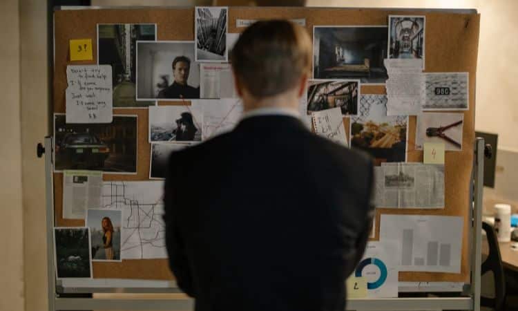 fun job that pay well private investigator