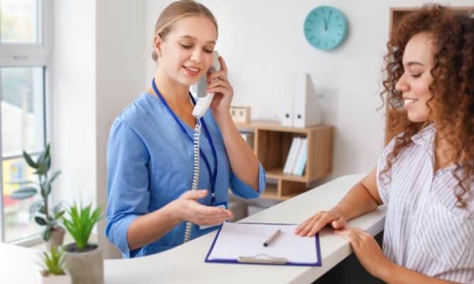 12 Best Entry-Level Hospital Jobs Near me (No Experience Needed)