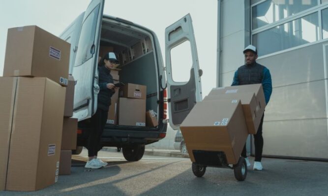 Logistics & Transport