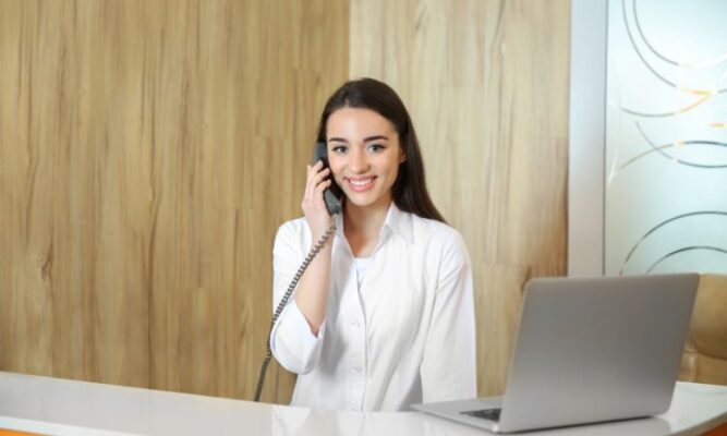 Receptionist