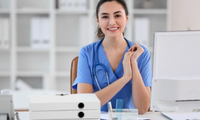 how much do medical assistants make